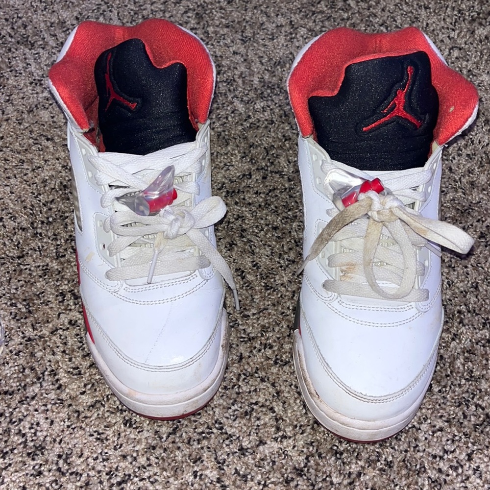 Jordan’s size 7